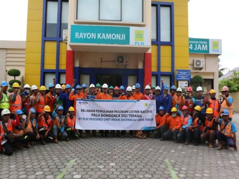 Bantuan Pendidikan Dan Kesehatan Dari Relawan PLN - Colorado Action