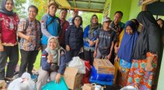 Tim Komunitas Relawan Indonesia Serahkan Bantuan Untuk Korban Kebakaran di Kemayoran