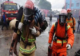 Cerita Pengalaman Haru Relawan Damkar saat Upaya Penyelamatan Korban