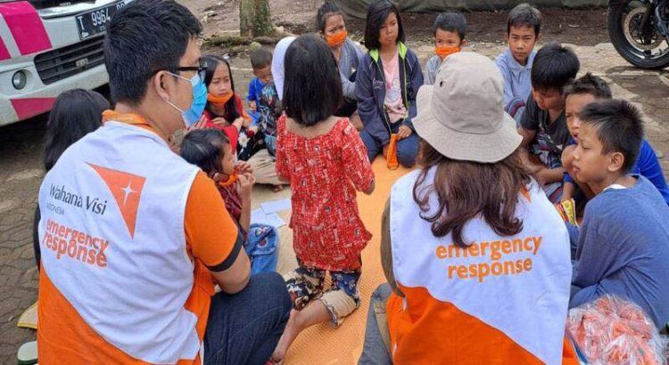 Kegiatan Positif Relawan Colorado: Jenis Kegiatan Volunteer Bencana Alam