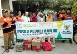 Kegiatan Relawan Peduli Bekasi dan Cikupa Salurkan Bantuan Korban Banjir