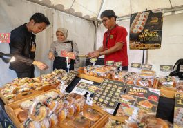 Dari Driver Online Jadi Pengusaha Roti, Cerita Sukses Volunteer yang Menginspirasi