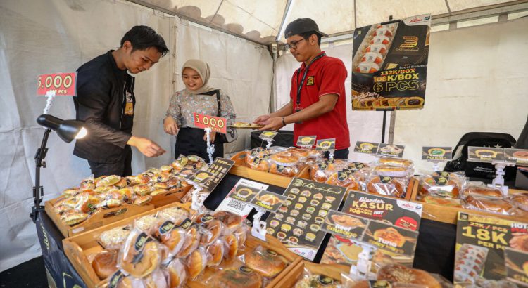 Dari Driver Online Jadi Pengusaha Roti, Cerita Sukses Volunteer yang Menginspirasi