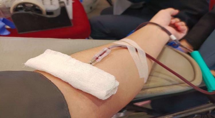 Kisah Inspiratif King Aloy Bergabung Menjadi Relawan PMI Donorkan Darah Bantu Pasien Kritis