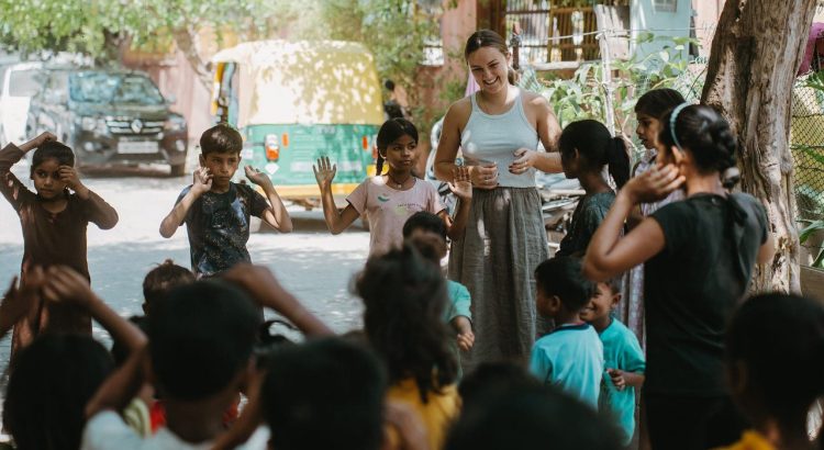 Aktivitas Komunitas Relawan Dalam Kegiatan Sosial, Ajak Masyarakat Lebih Produktif