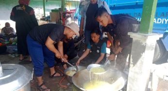 Relawan Bangun Dapur Umum untuk Komunitas Terdampak Bencana