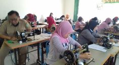 Pelatihan menjahit