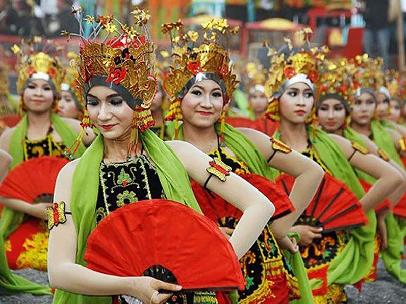 Seni tradisional