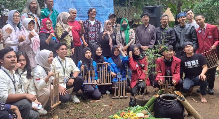 komunitas peduli lingkungan