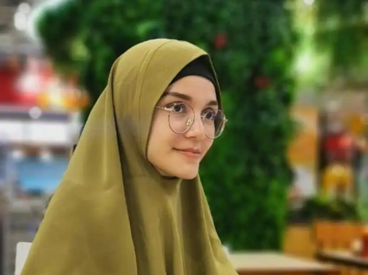 Nadya Almira